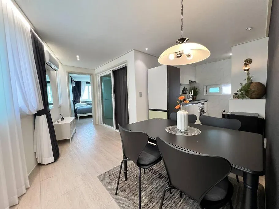 Апартаменты Bibi House In Hongdae Сеул 0*,